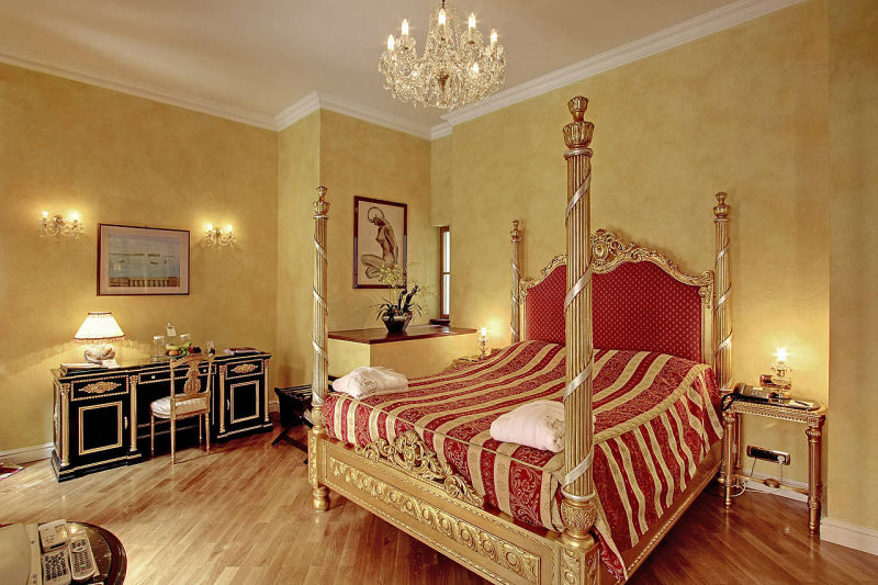 Gold and red bed